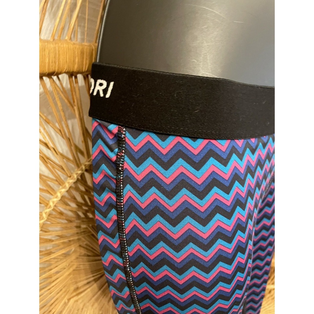Soffe Dri Womens Athletic Low Rise Capri Leggings Small Multicolor Chevron Print - Picture 8 of 14